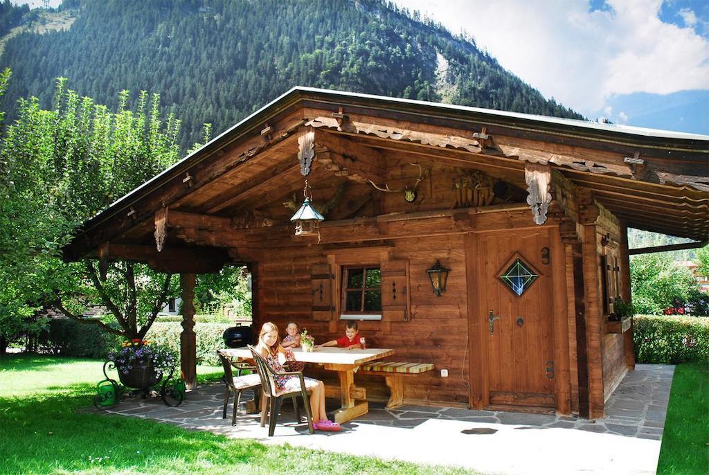 Hotel Garni Jennewein Mayrhofen Esterno foto